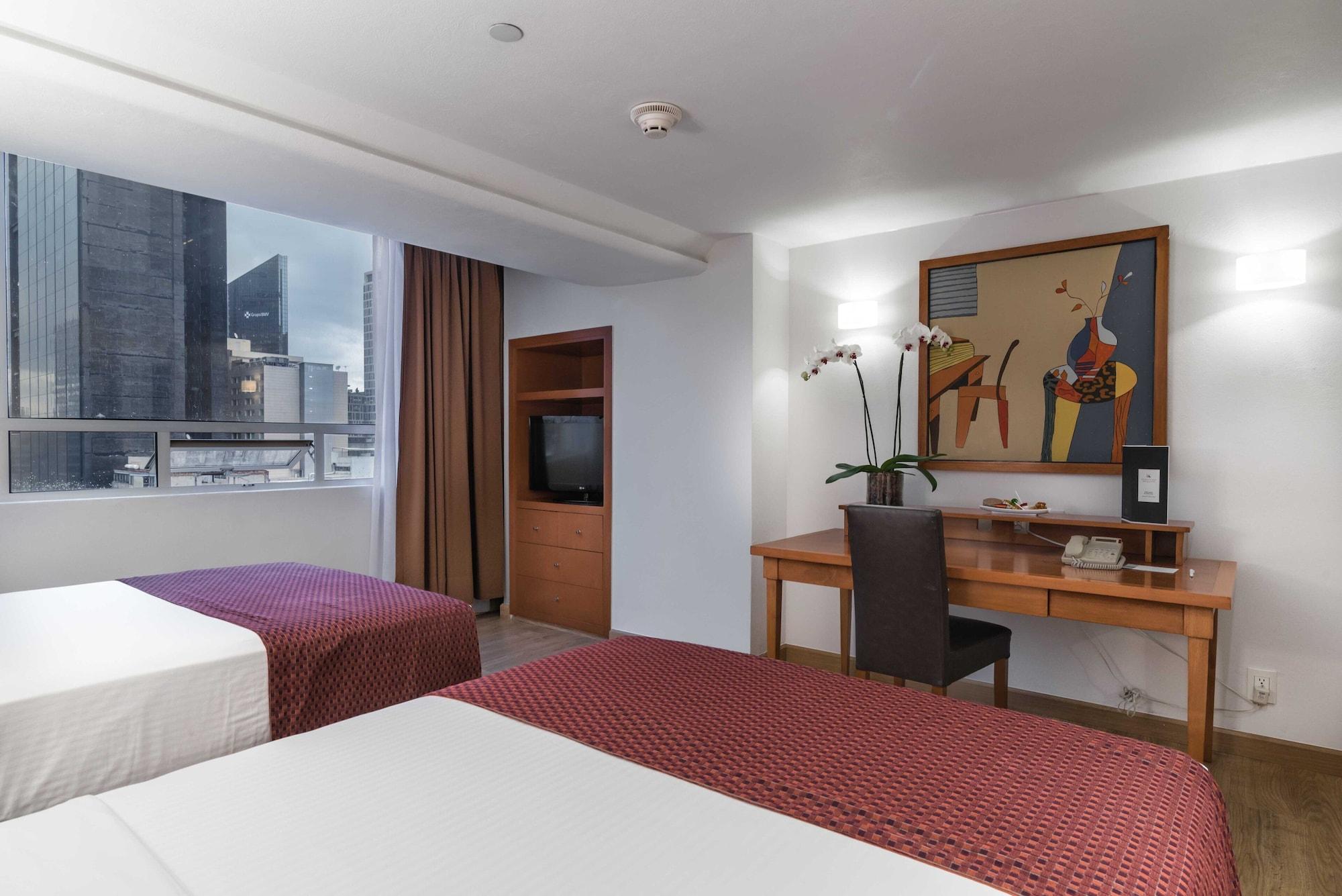 Eurostars Zona Rosa Suites Μεξικό Εξωτερικό φωτογραφία A room at the hotel